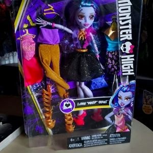 Djinni Whisp Grant I Love Fashion